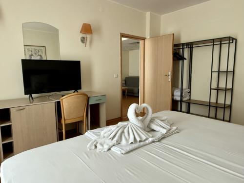 ГРАНД ХОТЕЛ НИРВАНА