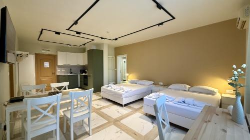 TRAKIA APARTMENTS
