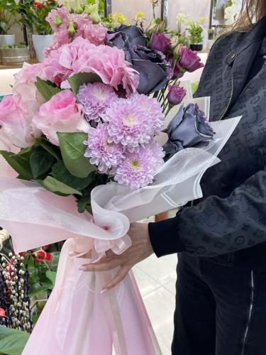 Букет за теб – Flowers Studio Art Design Beni
