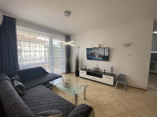 Guest Apartment LUXURY HILL